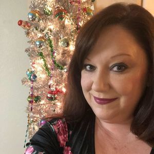 Meet your Posher, Cherie